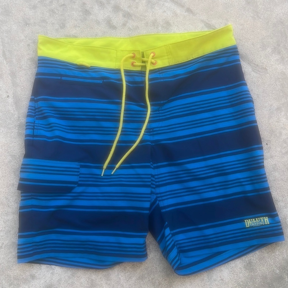 Duluth Trading Co. Blue & Yellow striped Men's Swim Trunks Size 32